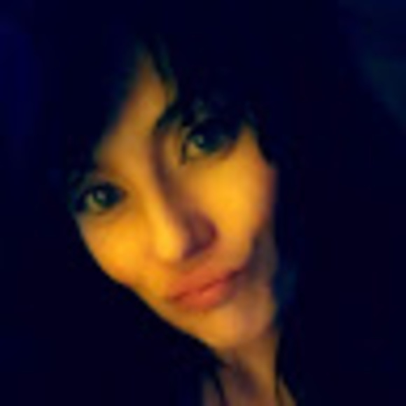 Meet your Posher, Rebecka - Picture 1 of 1